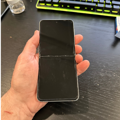 Samsung Galaxy Z Flip 3 de 128 Go **Liquidation**