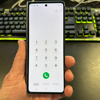 Galaxy Zfold 4  **Liquidation**