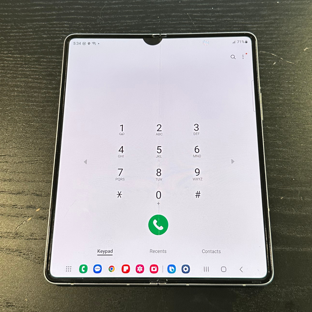 Galaxy ZFold 3 **Liquidation**