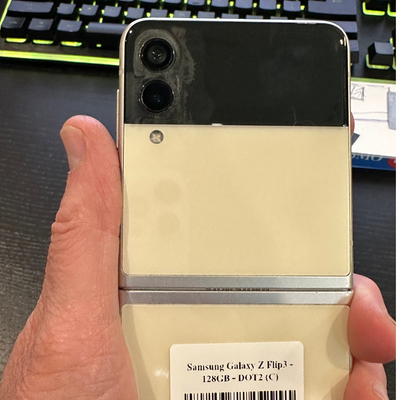 Samsung Galaxy Z Flip 3 de 128 Go **Liquidation**